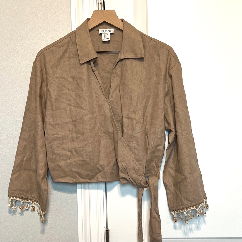 Rachel Zoe Linen Wrap Top Women’s Size XS Seashell Cowrie Cropped Long Sleeve